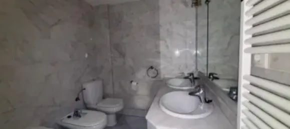 Квартира с 3 спальнями в Вальядолид, Испания № 141303 20