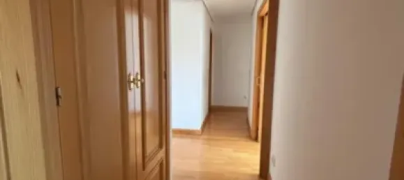 Квартира с 3 спальнями в Вальядолид, Испания № 141303 32