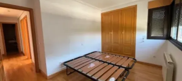 Квартира с 3 спальнями в Вальядолид, Испания № 141303 16