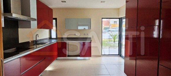 4 غرف نوم منزل في Torres Vedras, Portugal رقم 121197 9