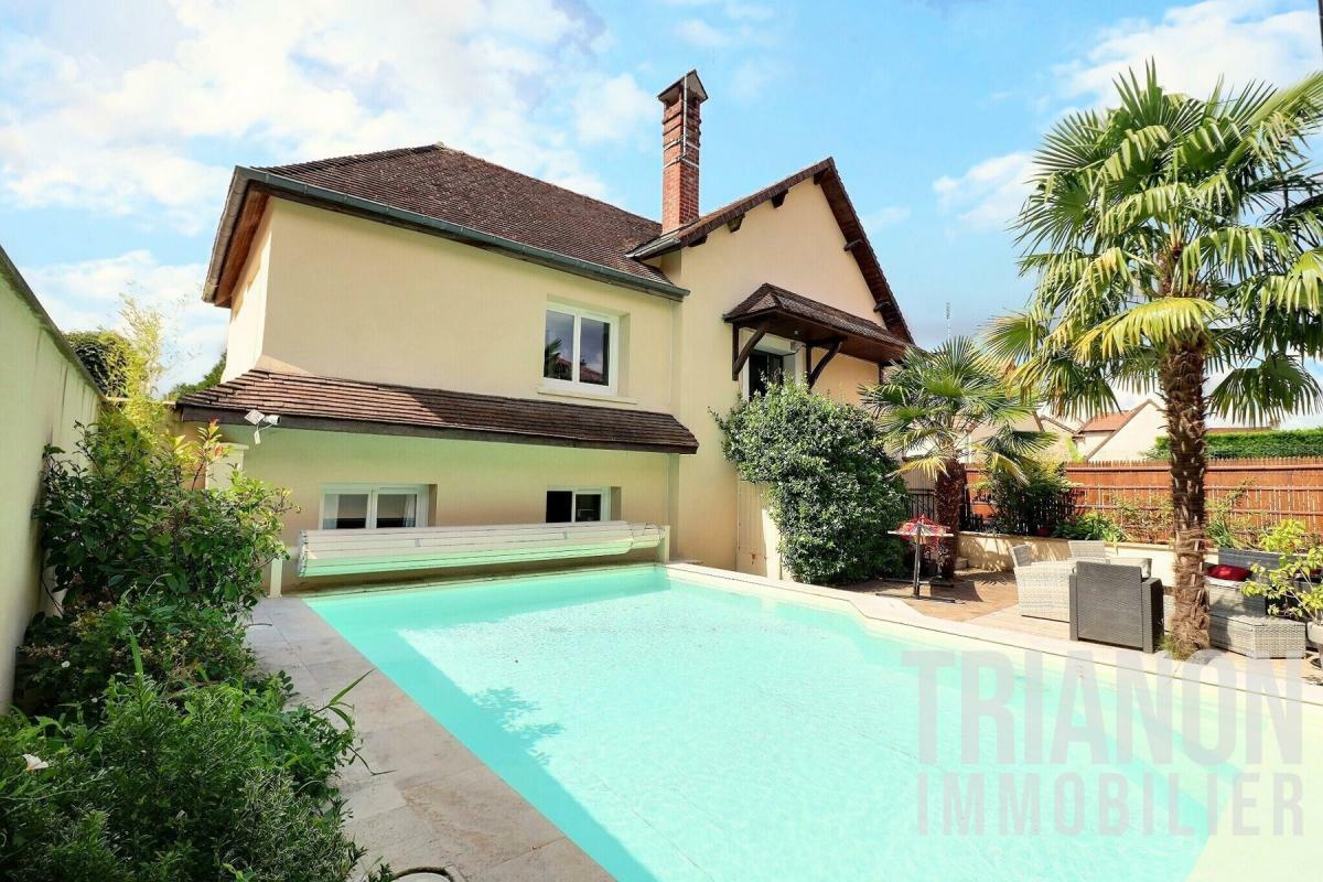 3 Schlafzimmer Haus in Les Alluets-le-Roi, France, Nr. 351436