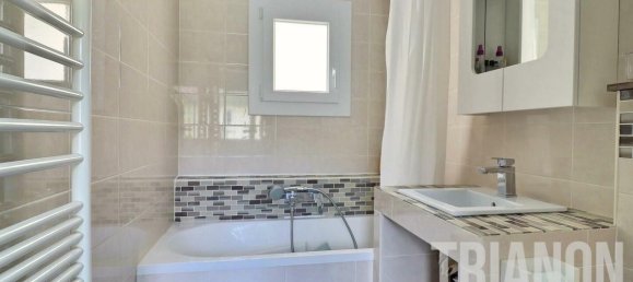 3 Schlafzimmer Haus in Les Alluets-le-Roi, France, Nr. 351436 12