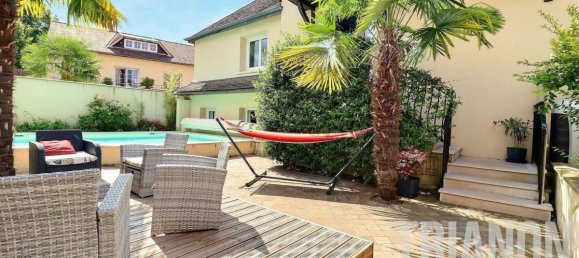 3 Schlafzimmer Haus in Les Alluets-le-Roi, France, Nr. 351436 2