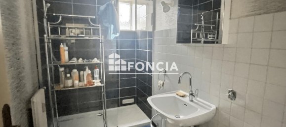 1 bedroom Apartment in Roanne, France No. 270294 4