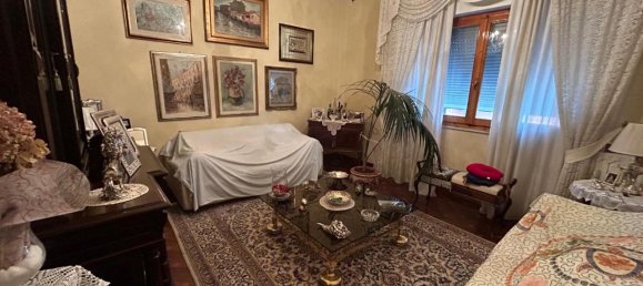 8 rooms House in Empoli, Italy No. 117458 12