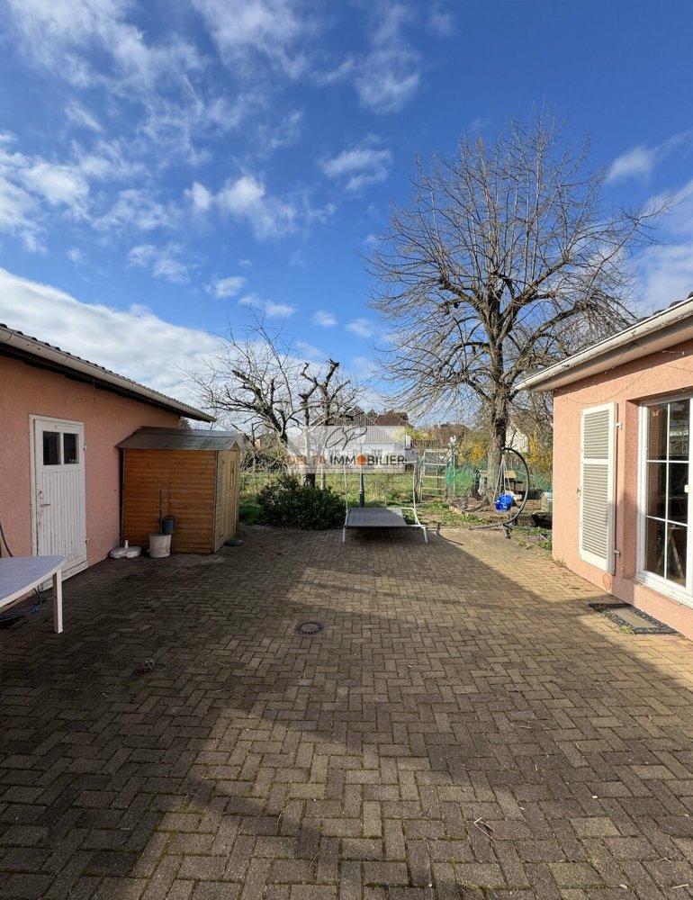 Adosado de 3 dormitorios en Illzach, France No. 258874