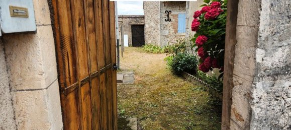 Таунхаус с 4 спальнями в Сюлли-сюр-Луар, Франция № 257367 5