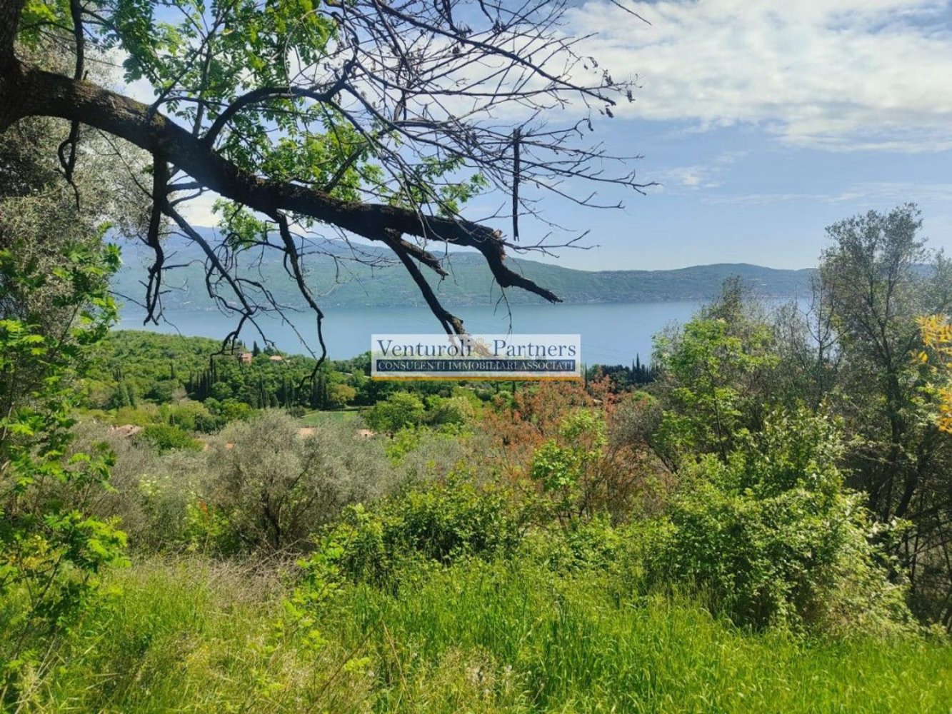 14800m² Land in Toscolano Maderno, Italy No. 258057