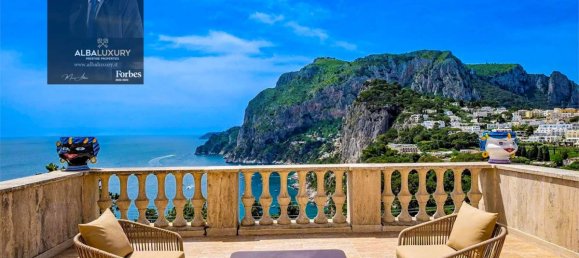 7 bedrooms Villa in Capri, Italy No. 742 2