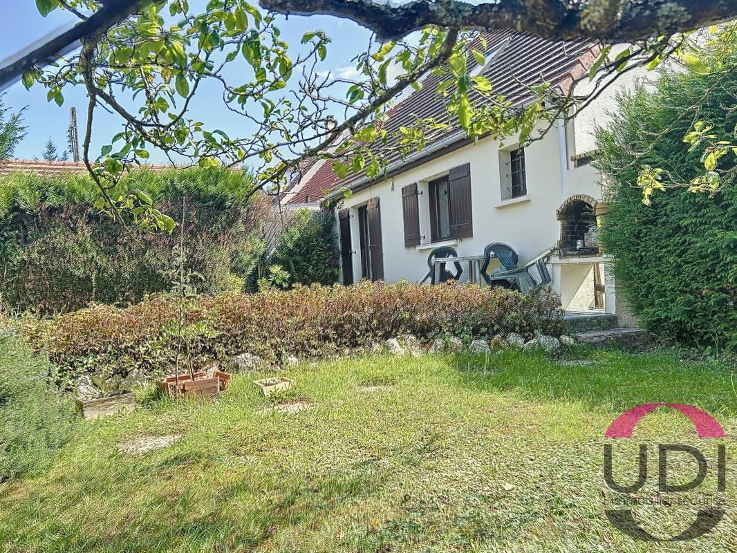 Дом с 4 спальнями в Сентри-сюр-Сен, Франция № 180148