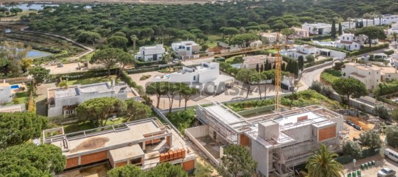 Casa de 6 dormitorios en Almancil, Portugal No. 161369 4