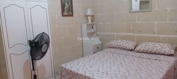 2 bedrooms Apartment in Marsalforn, Malta No. 5935 8
