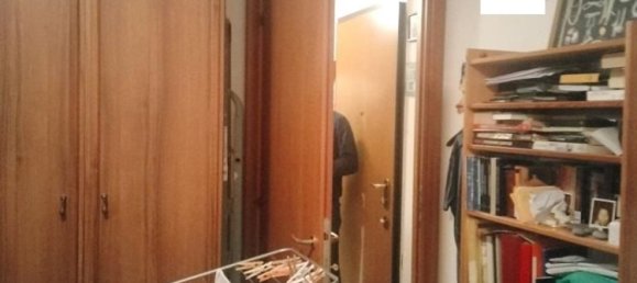 2 rooms Apartment in Genoa, Italy No. 187008 7