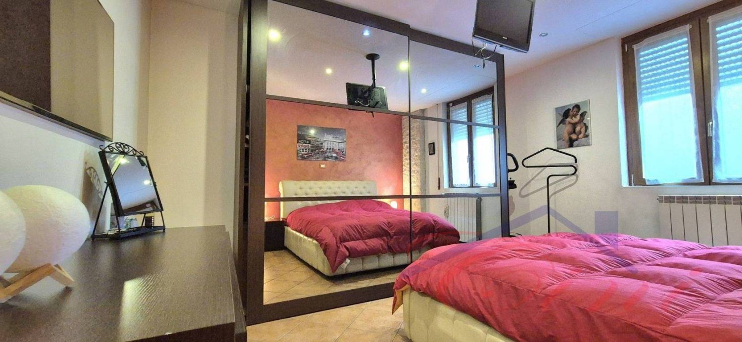 Apartamento T2 em Lecco, Italy N.º 323425