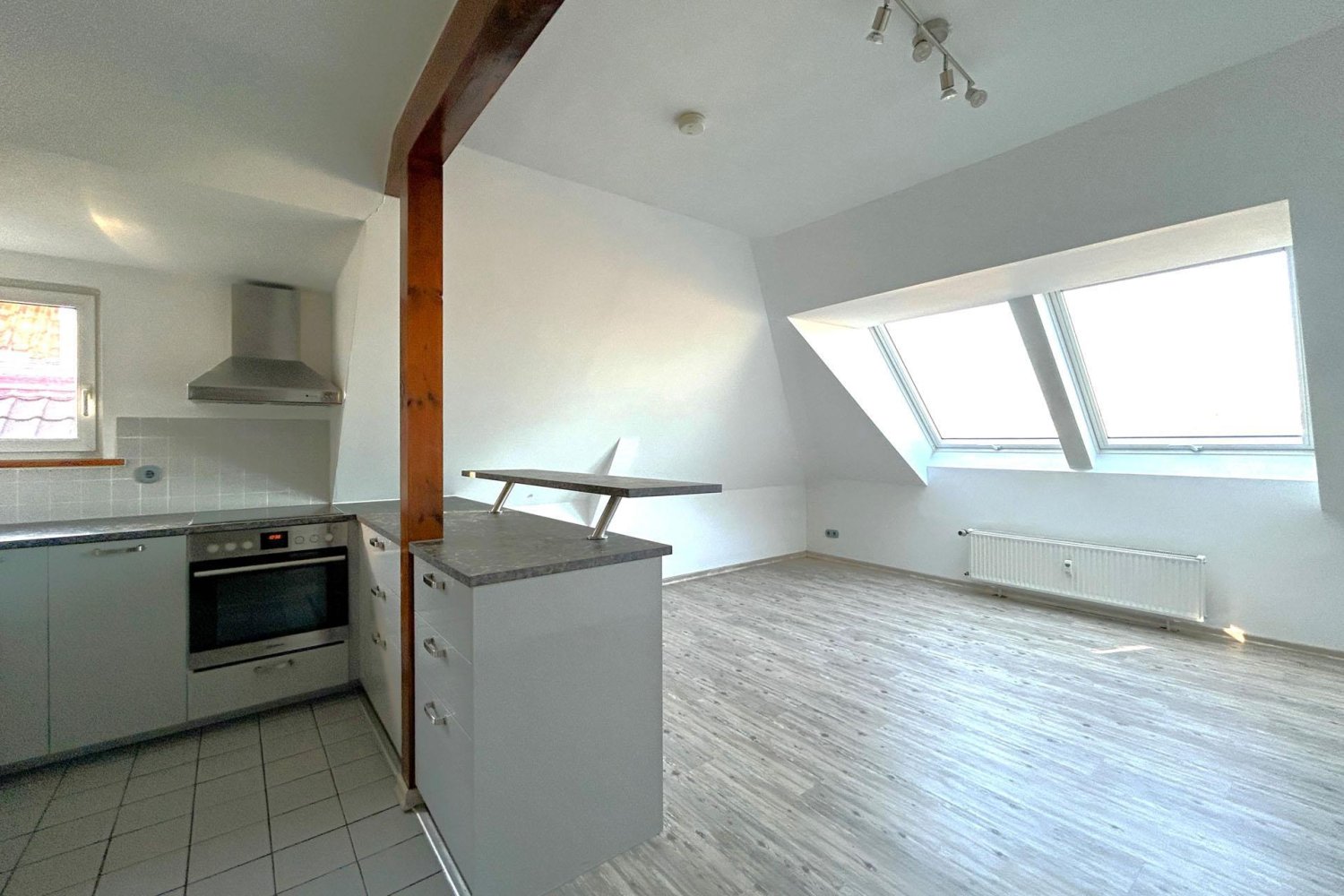 3غرفة شقة في Stuttgart, Germany رقم 5795