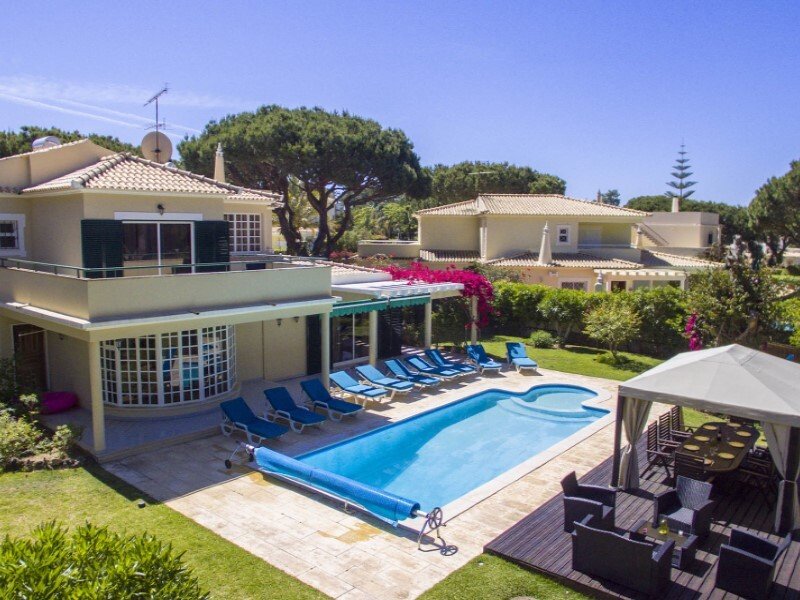 7 bedrooms Villa in Quarteira, Portugal No. 120713