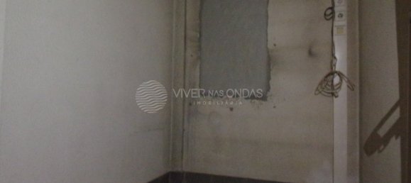 112m² Commercial property in Pacos de Ferreira, Portugal No. 71533 19