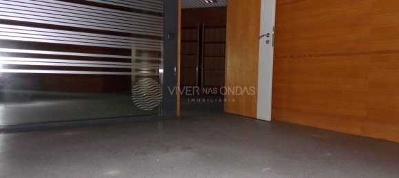 112m² Commercial property in Pacos de Ferreira, Portugal No. 71533 6