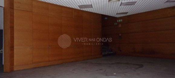 112m² Commercial property in Pacos de Ferreira, Portugal No. 71533 11