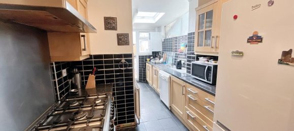 5 bedrooms Apartment in Beckenham, United Kingdom No. 964 4