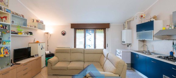 2 Schlafzimmer Wohnung in Casazza, Italy, Nr. 323438 4
