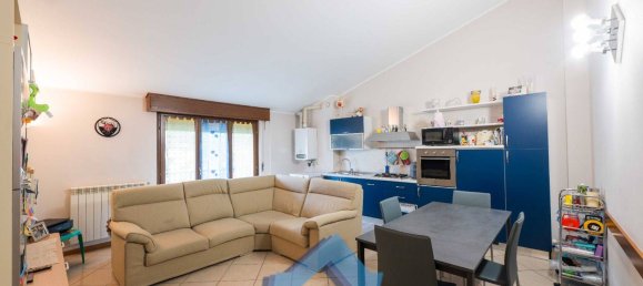 2 Schlafzimmer Wohnung in Casazza, Italy, Nr. 323438 3