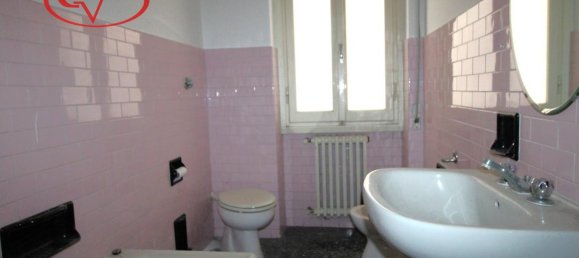 Apartamento de 3 divisões em San Giovanni Valdarno, Italy N.º 236901 9