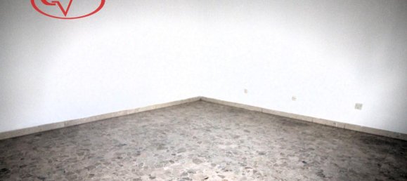 Apartamento de 3 divisões em San Giovanni Valdarno, Italy N.º 236901 8