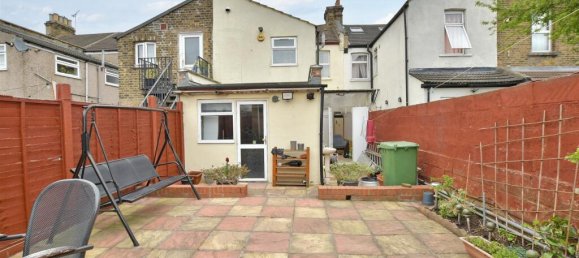 4 chambres Maison à Manor Park, United Kingdom No. 4133 7