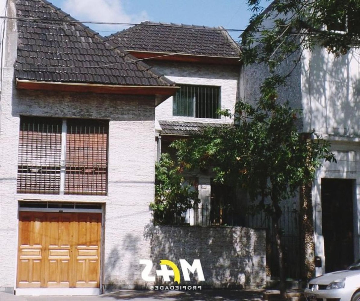 Дом с 4 спальнями в Буэнос-Айрес, Аргентина № 82440