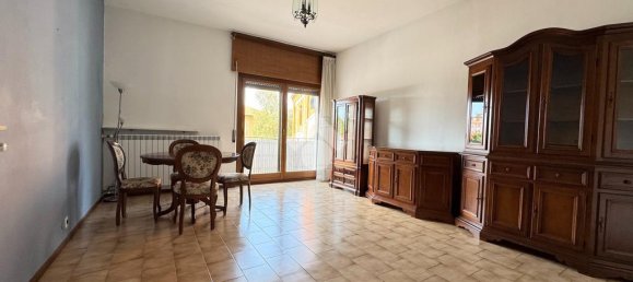 Apartamento de 1 dormitorio en Udine, Italy No. 291877 2