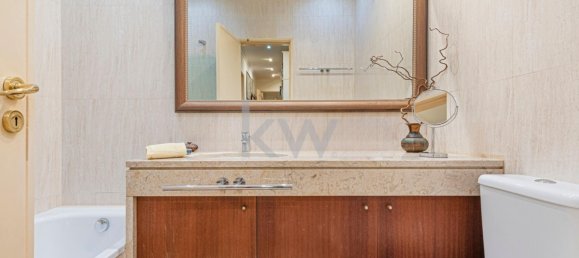 3 bedrooms Apartment in Lisbon, Portugal No. 129353 4