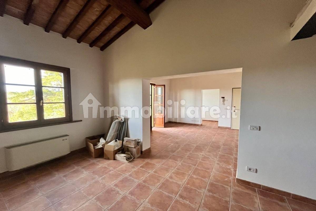 3 bedrooms Apartment in Certaldo, Italy No. 120555
