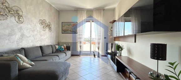 3 chambres Appartement à Trezzo sull'Adda, Italy No. 360512 2