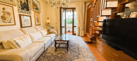 5 rooms Duplex in Prato, Italy No. 273822 6