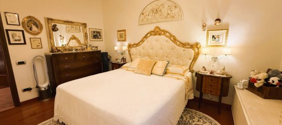 5 rooms Duplex in Prato, Italy No. 273822 28