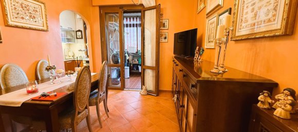 5 rooms Duplex in Prato, Italy No. 273822 13