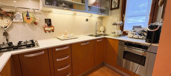 5 rooms Duplex in Prato, Italy No. 273822 17