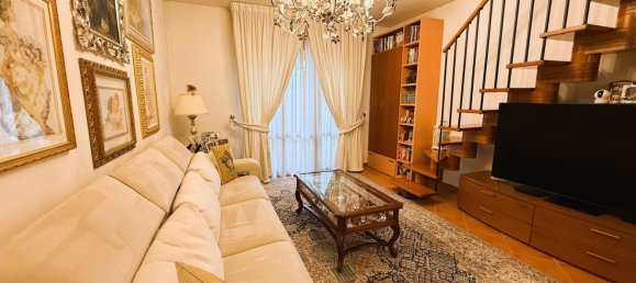 5 rooms Duplex in Prato, Italy No. 273822 3
