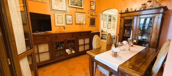 5 rooms Duplex in Prato, Italy No. 273822 14