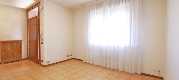 4 rooms House in Quinto di Treviso, Italy No. 55039 27