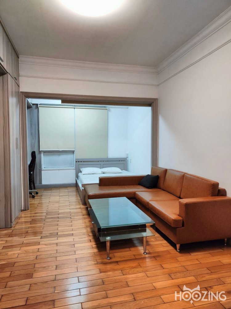 Studio in Binh Thanh, Vietnam No. 15994