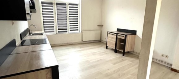 3 Schlafzimmer Doppelhaus in Auchel, France, Nr. 47586 2