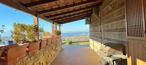 5 rooms Villa in Pozzuoli, Italy No. 144182 12