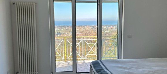 5 rooms Villa in Pozzuoli, Italy No. 144182 34