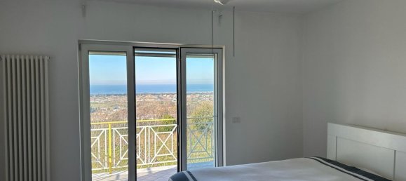 5 rooms Villa in Pozzuoli, Italy No. 144182 35