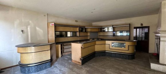 5 rooms Apartment in Pralboino, Italy No. 69146 10