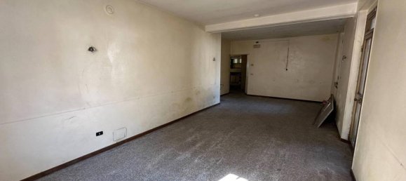 5 rooms Apartment in Pralboino, Italy No. 69146 12