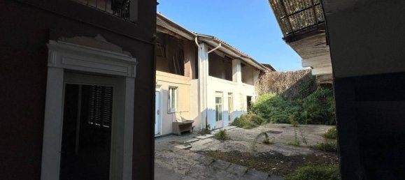 5 rooms Apartment in Pralboino, Italy No. 69146 22