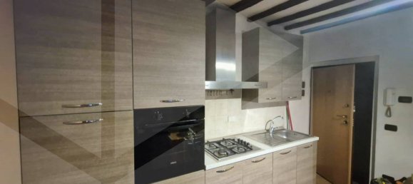 Imóvel comercial de 3 divisões em Fiorano Modenese, Italy N.º 28665 7